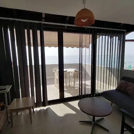 Lovely Beach Side Loft Paralia Katerinis Exterior photo