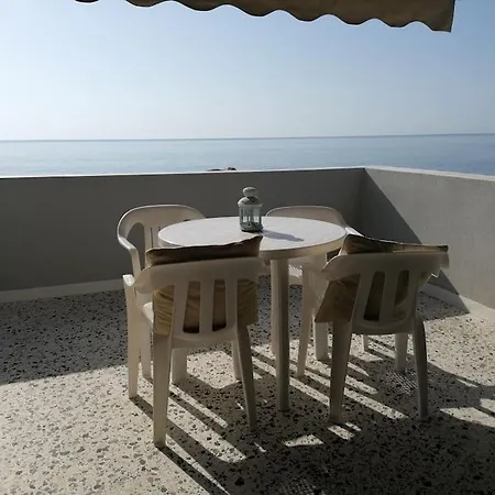 Lovely Beach Side Loft Paralia Katerinis Exterior photo